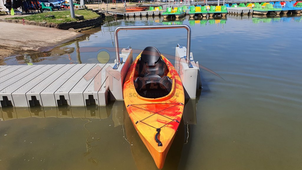 Slipanlage für Kajak  Kanu-Rampen für Behinderte / Kanu -Rampe /  Kajakauffahrplattform /
